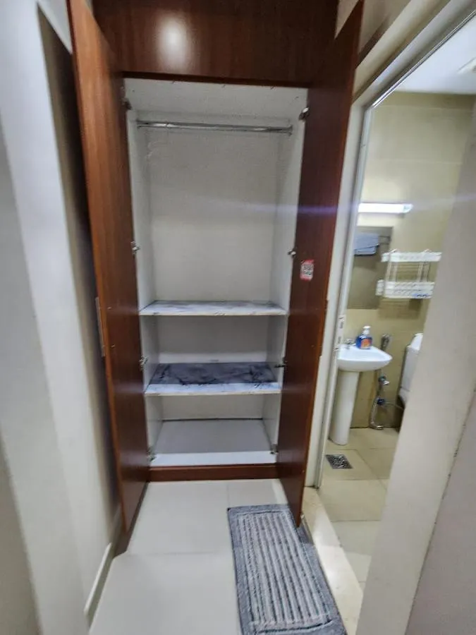 Couple Room With Attached Bathroom Dubaj Zjednoczone Emiraty Arabskie