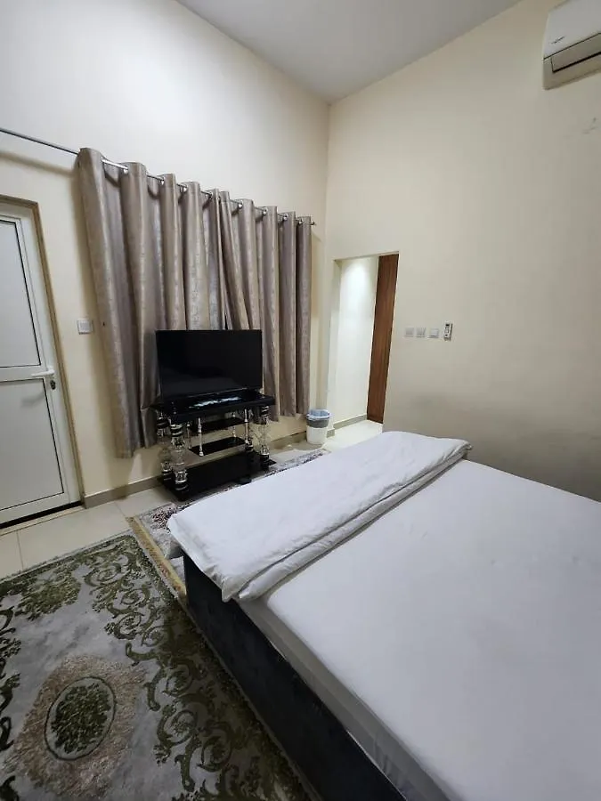 Couple Room With Attached Bathroom Dubai Guest house